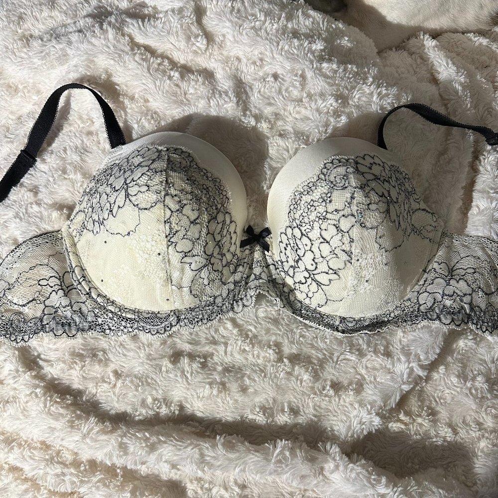 Victoria's Secret Dream Angels Bra, 34DD